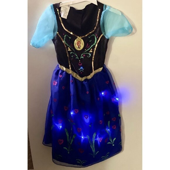 Disney Frozen ANNA Light Up Costume Size 3-6X - Picture 8 of 8